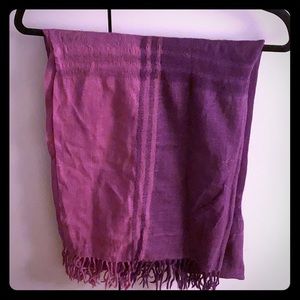 Two tone mauve and purple woven scarf